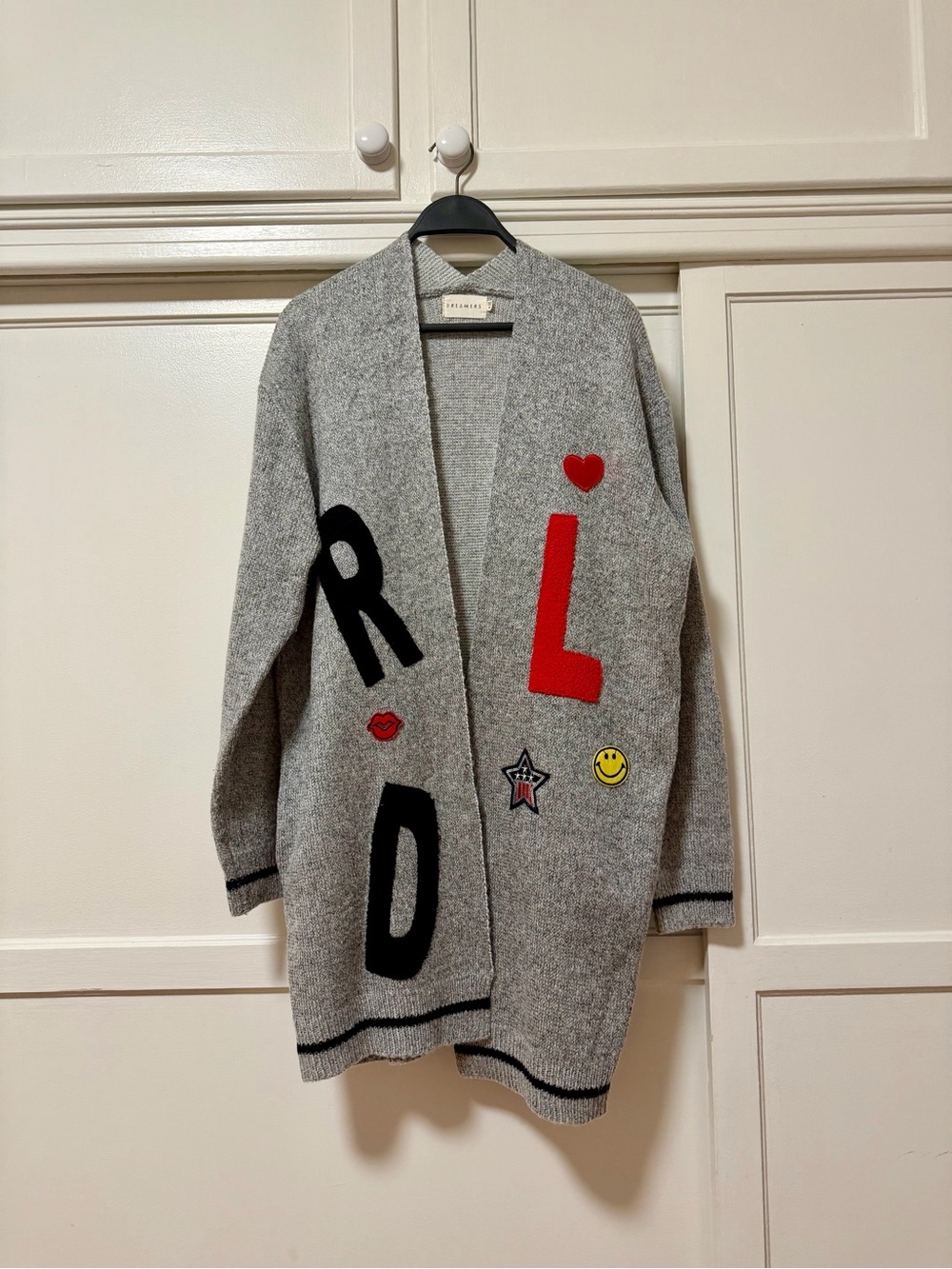 Dreamers Gray Open-Front Cardigan with Red & Black Appliqués Sz M